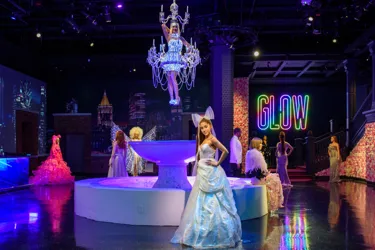 Glow Gala Ariana Grande Katy Perry (1)