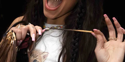 Dua Lipa Sitting Hair